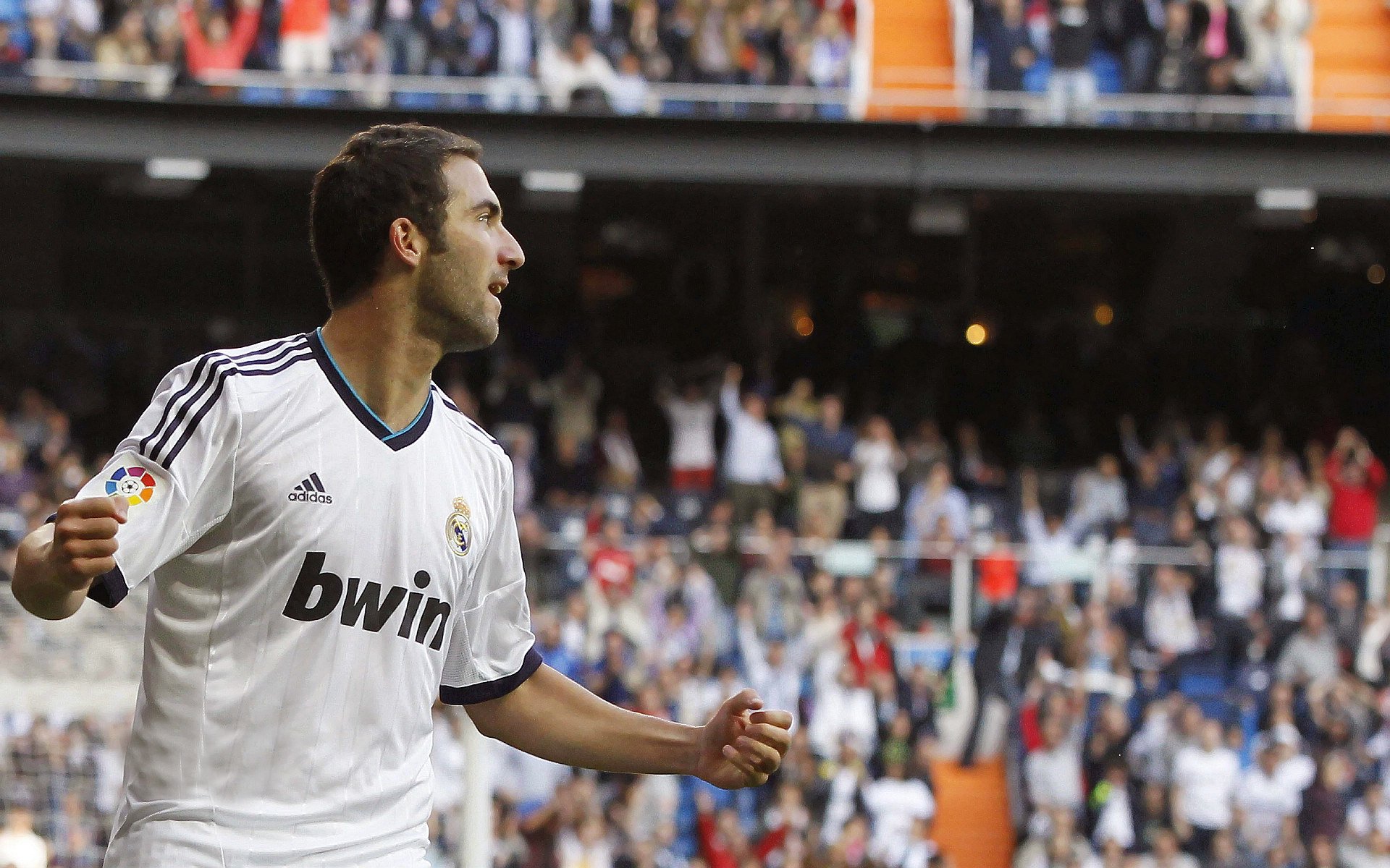 《英雄联盟》“未来之战”主题赛,创意无限!